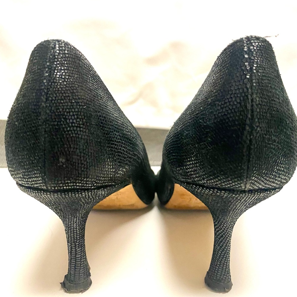 Size 36.5 Jimmy Choo low heel, pointy black leather with gold buckle. - Picture 8 of 9